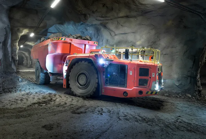 sandvik-automine-th663i-038 loaded